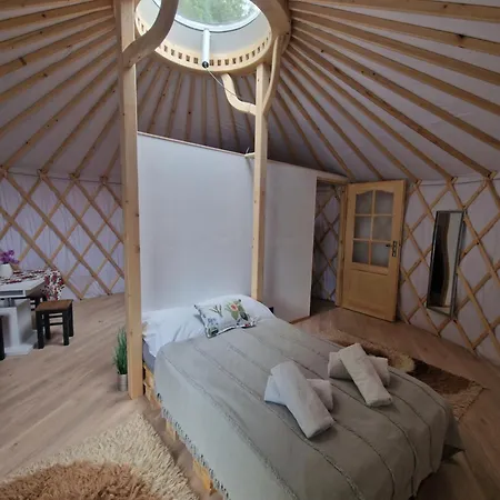 Beskidiaglamp Luxuszelt *